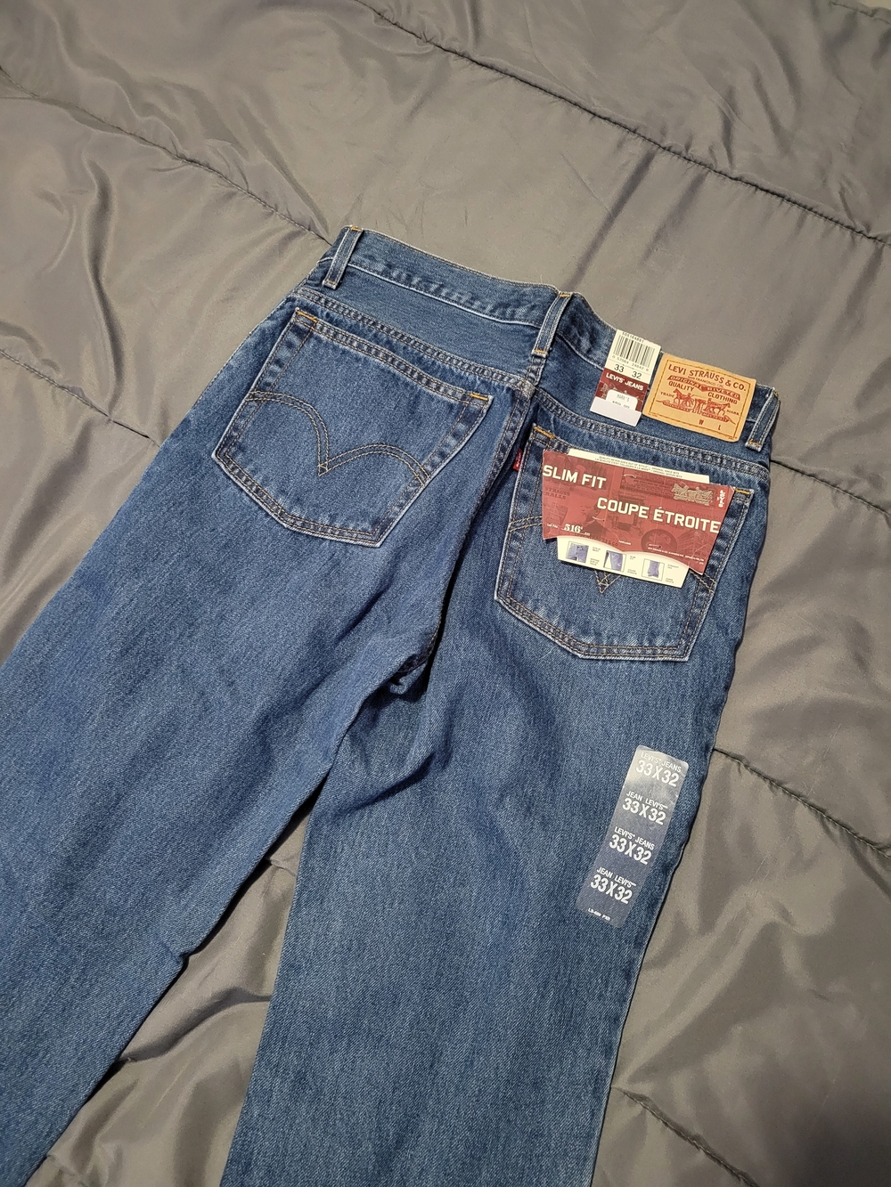 Levi's Slim Fit Men's Jeans - Medium Blue Denim